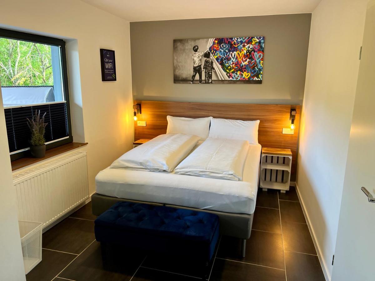 Junipro Apartments & Rooms Bosen-Eckelhausen Eksteriør bilde